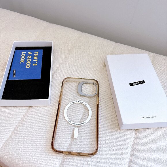 IPHONE 15 PLUS CASE WITH MAGSAFE - Picture 1 of 5